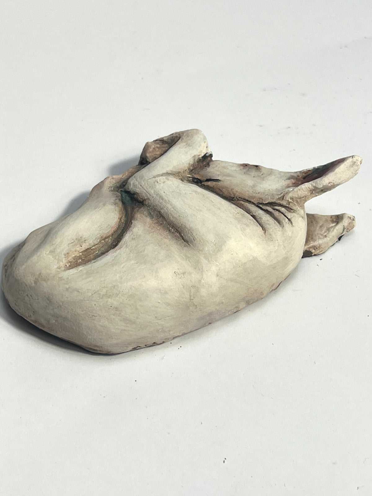 Bully tuck sculpture by olivia brown