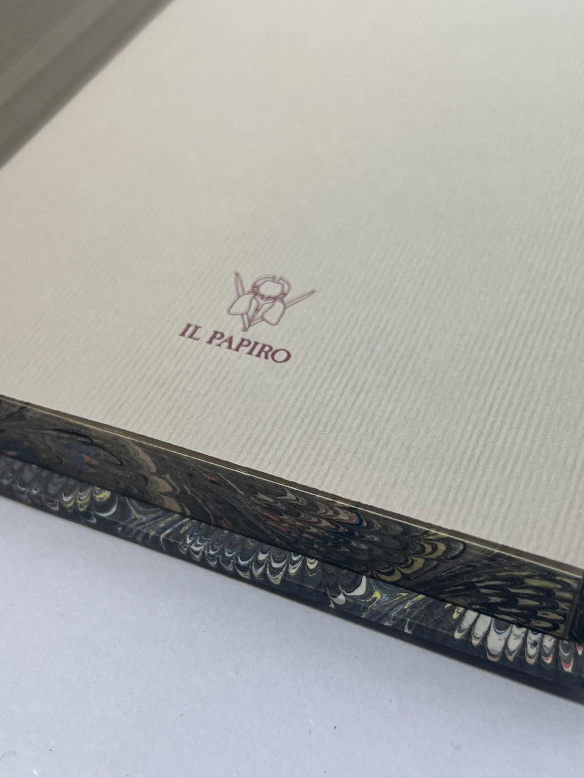 Il papiro hand marbled notebook