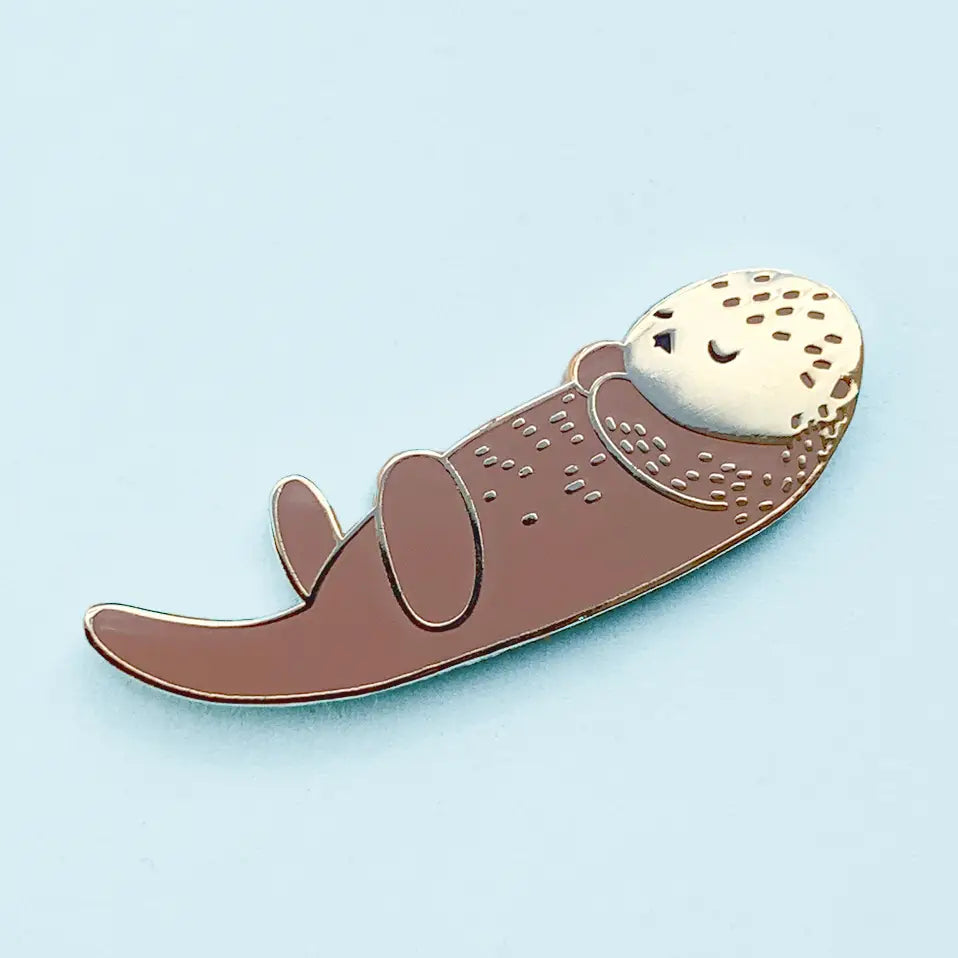 Tom Hardwick animal pin - sea otter